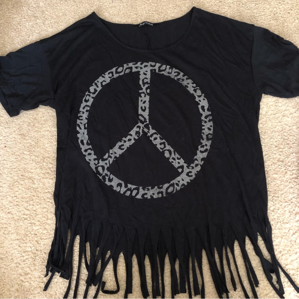 Fringe peace sign black top